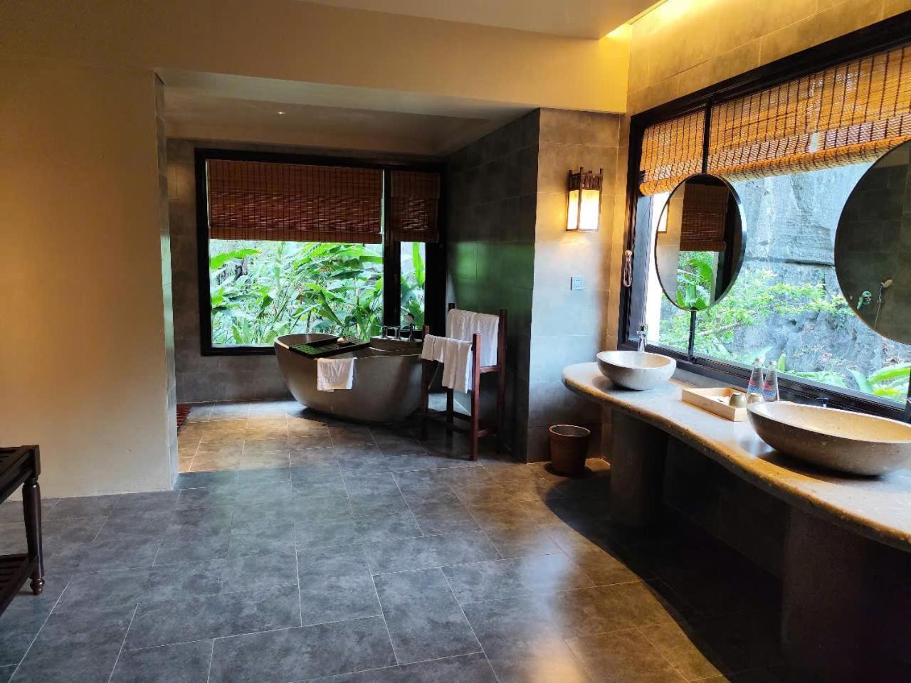 Отель Jiva Hoa Lu Retreat Ниньбинь Экстерьер фото